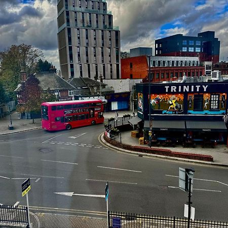 Luxury 2 Bed Entire Apartment-Near Tube & Shopping Centre Harrow Exterior photo